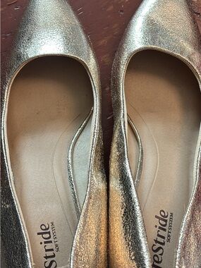 Lifestride Metallic Gold  heels